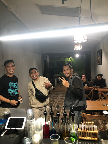 Comentarii opinii despre O.A.K Cafe