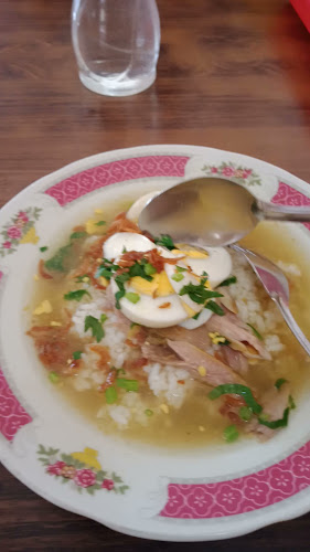 Opinii despre Soto Ayam Kondang în Kota Madiun - Gastronomi dan perhotelan