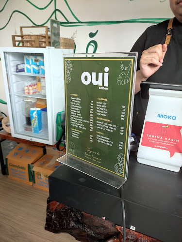 Oui Coffee Malang - Gastronomi dan perhotelan