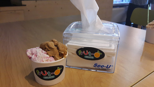 Comentarii opinii despre Fruto