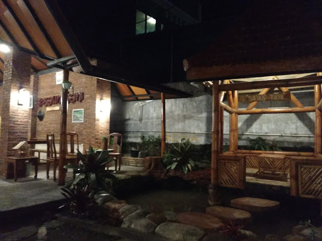 Saungtani Kafe - Gastronomi dan perhotelan
