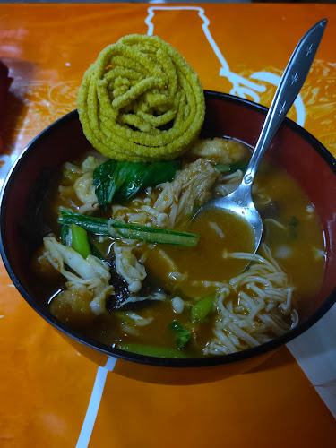 Comentarii opinii despre Seblak Ceu Edah