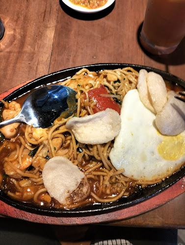 The Coffee Crowd - Kota Medan