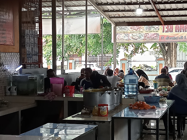 Kantin kuliner mama bet