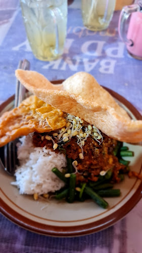 Warung Brongkos Handayani