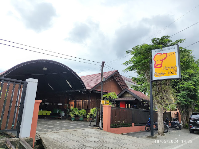 Comentarii opinii despre Warung Banjar Sari