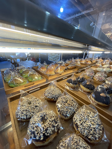 Ruko Purimas, Jl. Raja Isa No.35 Blok C 32, Tlk. Tering, Kec. Batam Kota, Kota Batam, Kepulauan Riau 29432