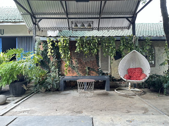 Mein Garden Cafe - Gastronomi dan perhotelan