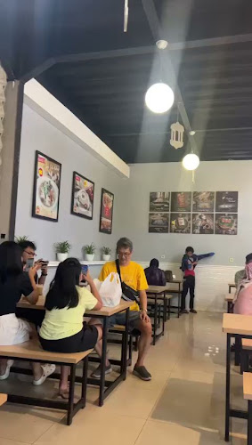 Opinii despre SINGKONG KEJU D-9 SALATIGA în Kota Salatiga - Gastronomi dan perhotelan