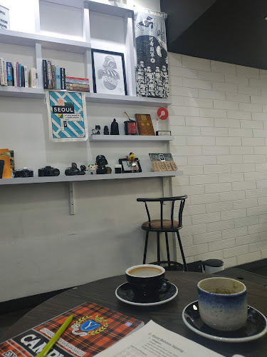 Umbra Coffee & Roastery - Gastronomi dan perhotelan