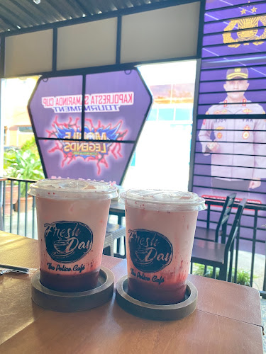 Opinii despre Freshday The Police Cafe Samarinda în Kota Samarinda - Gastronomi dan perhotelan