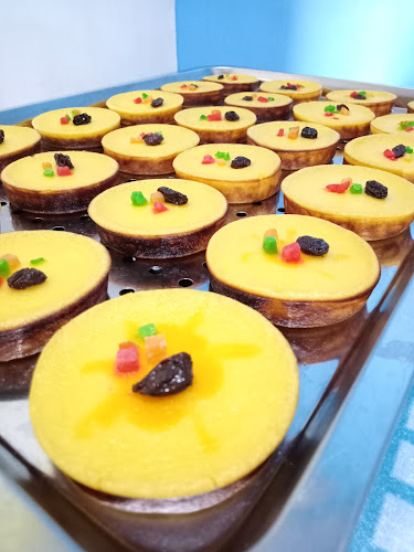 Rumah Biru (Food & Beverage) - Gastronomi dan perhotelan