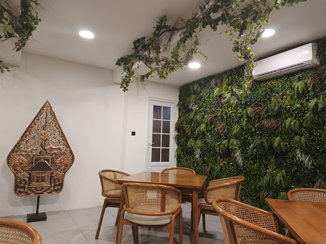 Borsumy Heritage - Gastronomi dan perhotelan