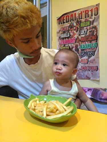 R 10 kedai - Gastronomi dan perhotelan