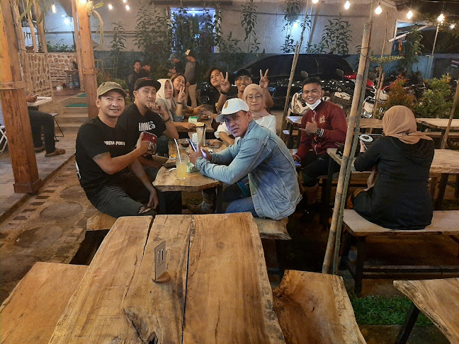 Opinii despre Rompok Kopi Murah în Kabupaten Tangerang - Gastronomi dan perhotelan