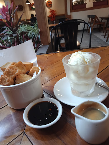 Coffee Toffee Gasibu Surapati - Gastronomi dan perhotelan