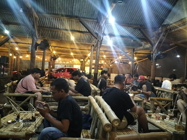 Hog's Coffee - Gastronomi dan perhotelan