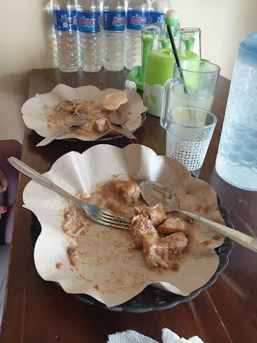 Ayam panggang kebbul kedaton - Gastronomi dan perhotelan