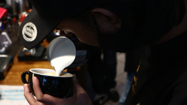 Opinii despre Jawaku Coffee and Share în Kota Malang - Gastronomi dan perhotelan