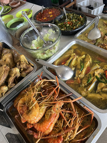 Rumah Makan Pondok Garuda - Gastronomi dan perhotelan