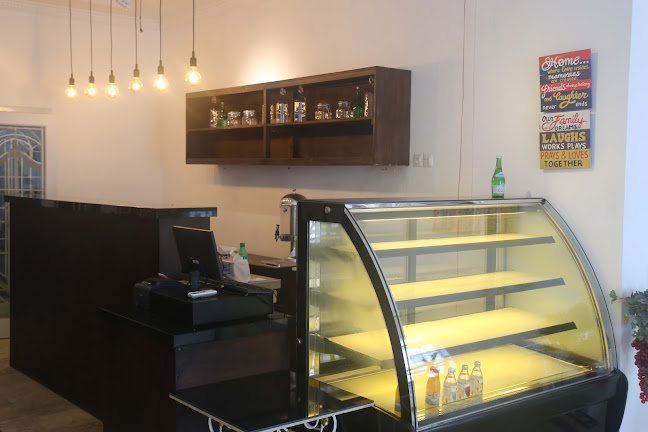 Opinii despre La Vao Cafe în Kota Manado - Gastronomi dan perhotelan