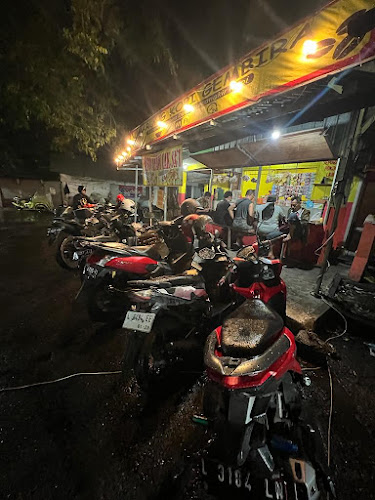 WARUNG KOPI GEMBIRA - Gastronomi dan perhotelan