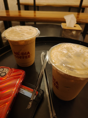 Me.Dia Coffee and Space - Gastronomi dan perhotelan