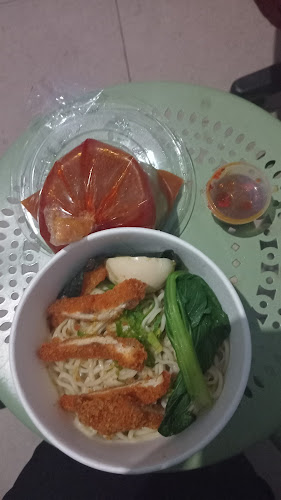 Opinii despre KERAMBA PAK WILLY în Kota Dumai - Gastronomi dan perhotelan