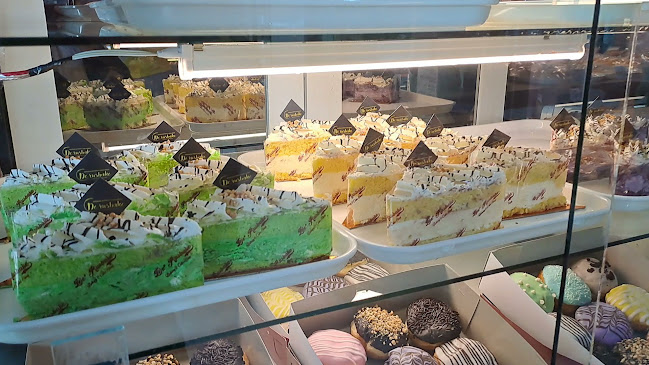 De'Rusbake - Gastronomi dan perhotelan