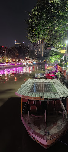 Sentra Wisata Kuliner Taman Prestasi - Surabaya