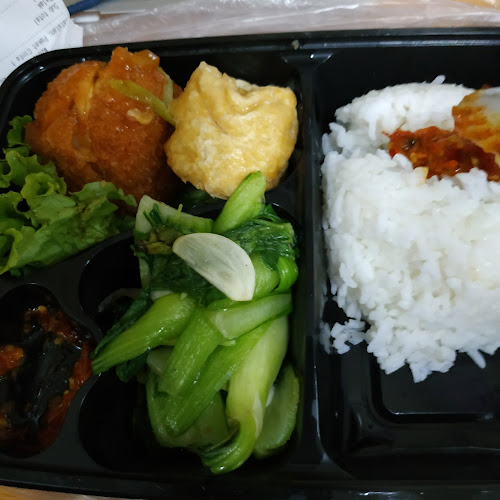 Opinii despre Nasi Kotak Palembang Molek Box în Kota Palembang - Gastronomi dan perhotelan