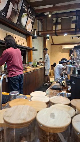 Opinii despre The Hidden Swargi Coffee Roastery în Kota Surakarta - Gastronomi dan perhotelan