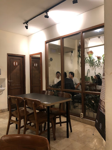 Kopi Kaman - Gastronomi dan perhotelan