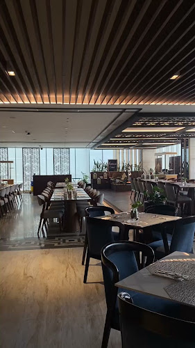 Opinii despre 209 Dining în Surabaya - Gastronomi dan perhotelan