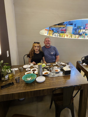 Opinii despre DaeBak Korean BBQ Restaurant în Kota Medan - Gastronomi dan perhotelan