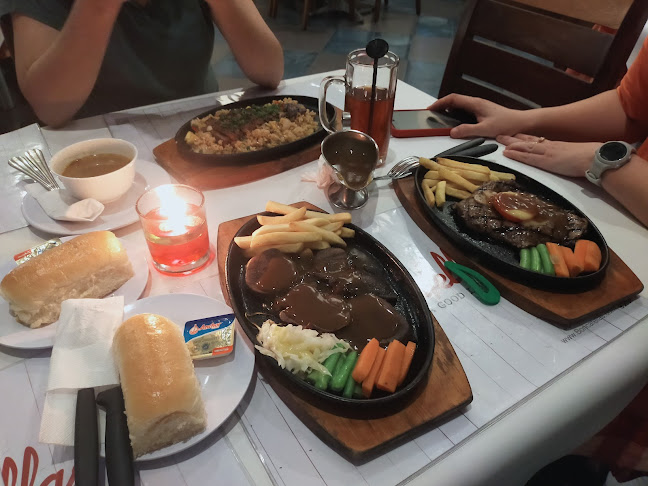 Boncafe Steak & Ice Cream - Gastronomi dan perhotelan