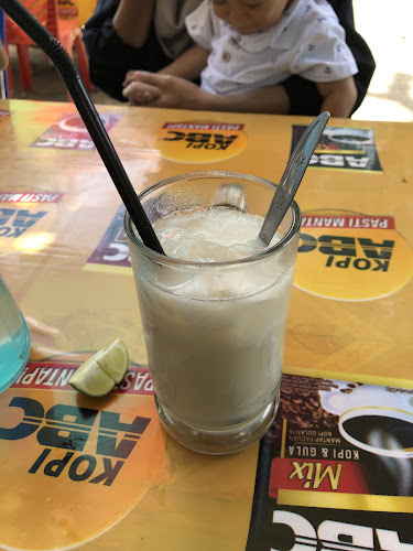 XJXW+H88, Bukit Indah, Kec. Soreang, Kota Parepare, Sulawesi Selatan 91112