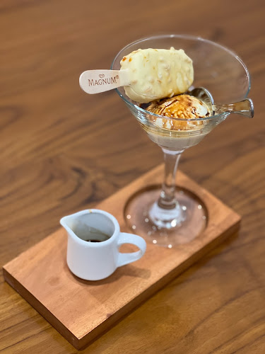 LUXE & CO. - Gastronomi dan perhotelan