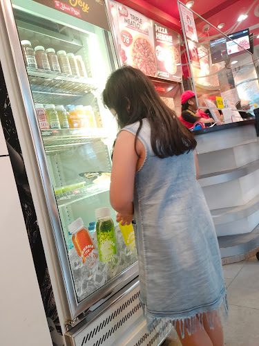 Pizza Hut Delivery - PHD Karawitan Bandung - Gastronomi dan perhotelan