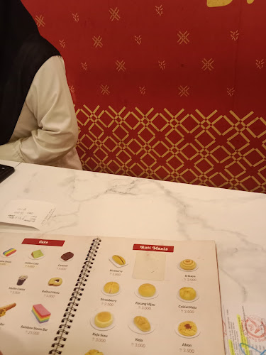 Opinii despre Dea Bakery - Kapas Krampung în Surabaya - Gastronomi dan perhotelan