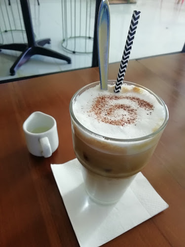 Comentarii opinii despre Kopi Equator Coffee