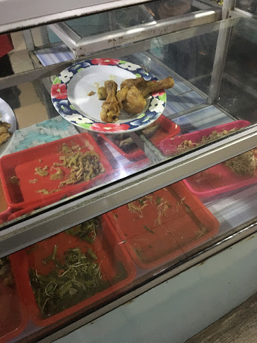 Warung Makan "Bu Alvy" - Gastronomi dan perhotelan