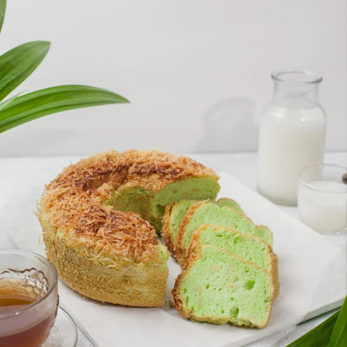 Bali Katen Cake Store Panjer - Gastronomi dan perhotelan