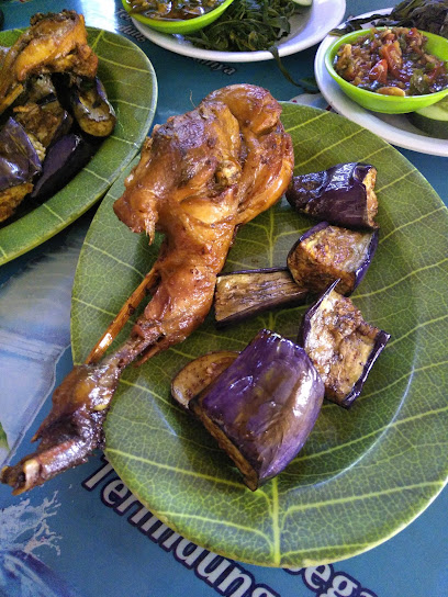Mie Ayam Bakso Pak Kumis