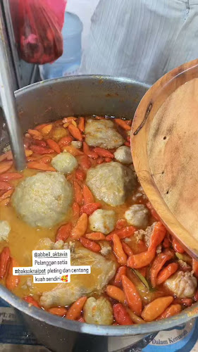 Opinii despre Bakso Knalpot în Kota Bandar Lampung - Gastronomi dan perhotelan