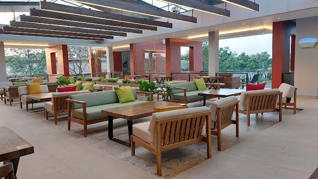 Pizza Hut Ristorante - Gastronomi dan perhotelan