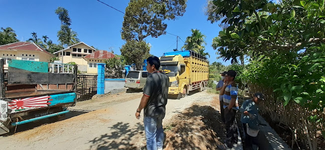 Pasar ternak sapi, kerbau dan kambing kota sungai penuh - Gastronomi dan perhotelan