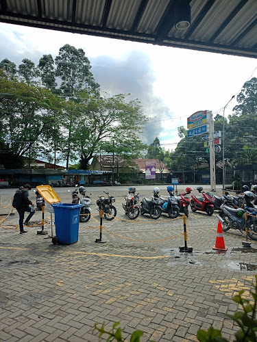 Jl. Gatot Subroto No.9, Kadu, Kec. Curug, Kabupaten Tangerang, Banten 15810