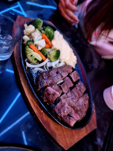 Opinii despre BISTRONOMIX în Kota Medan - Gastronomi dan perhotelan