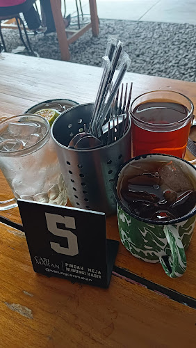 Comentarii opinii despre Warung Cari Makan